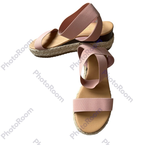 Platform Sandals - Picture 7 of 7